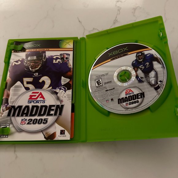 XBox EA Sports Madden NFL 2005 - Picture 3 of 3